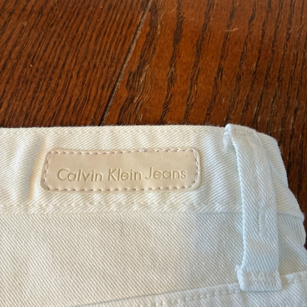 Calvin Klein Jeans Roll Up Cuff Shorts Women’s 4 Classic White Cotton - Picture 7 of 8